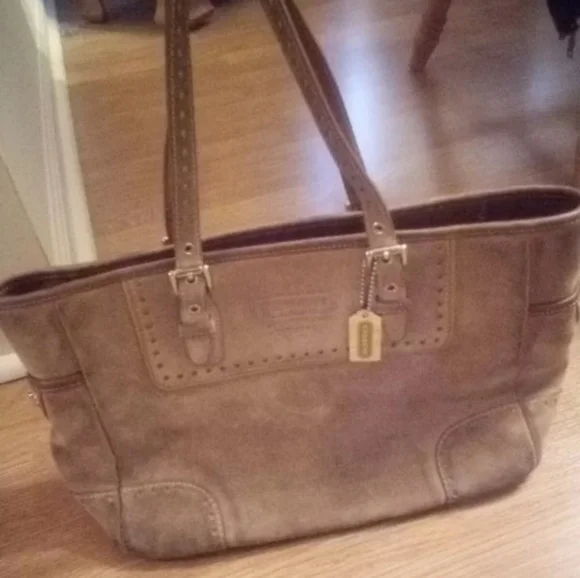 💙Coach leatherware vintage brown suede purse - Picture 3 of 7